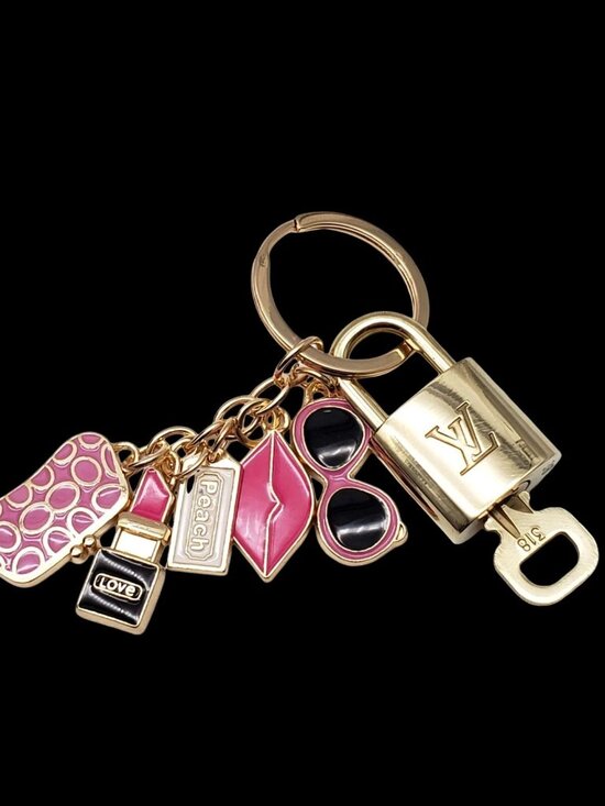 Authentic Louis Vuitton Lock & Key with unbranded Bagcharm, Keycharm, Keychain - Picture 10 of 10